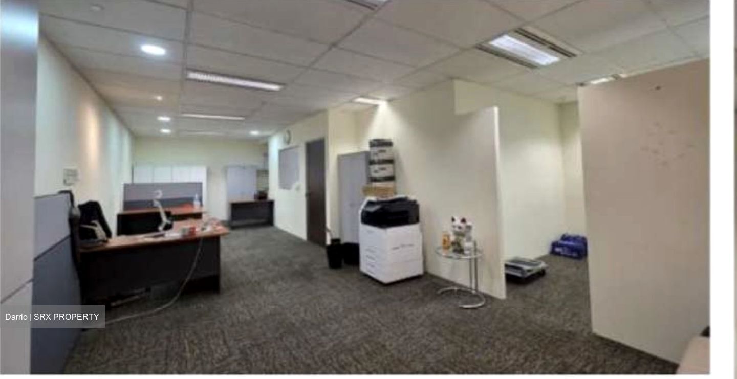MYP Plaza (D1), Office #570546561